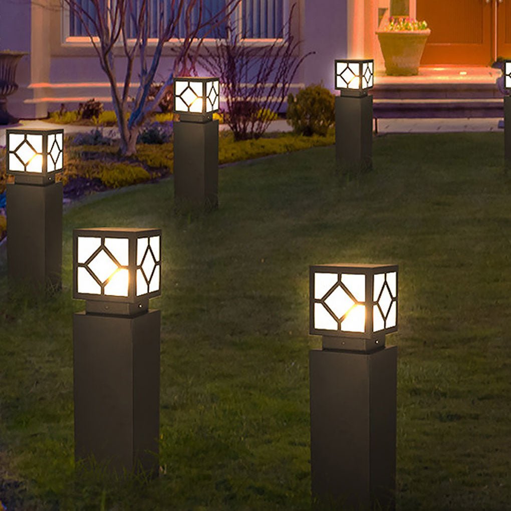 Solar-Powered Square Bollard Light Industrial Glass Outdoor Lighting