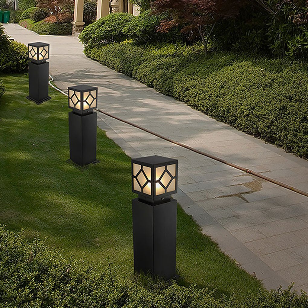 Solar-Powered Square Bollard Light Industrial Glass Outdoor Lighting