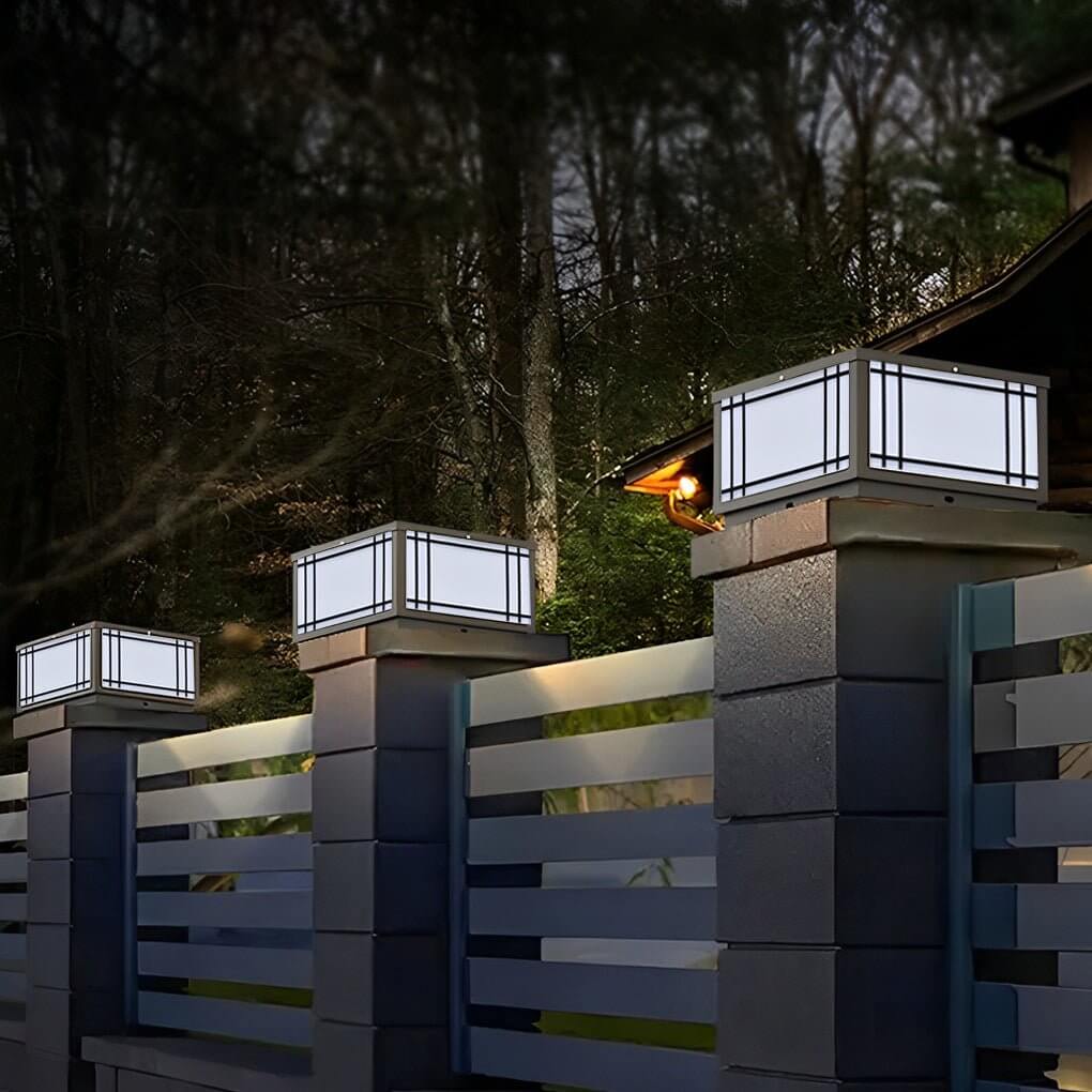 Modern Solar Fence Post Light with Remote Control & 3-Step Dimming