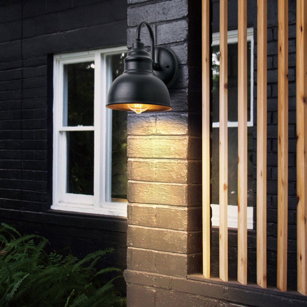 Modern Outdoor Wall Light with Light Sensor – Waterproof IP65