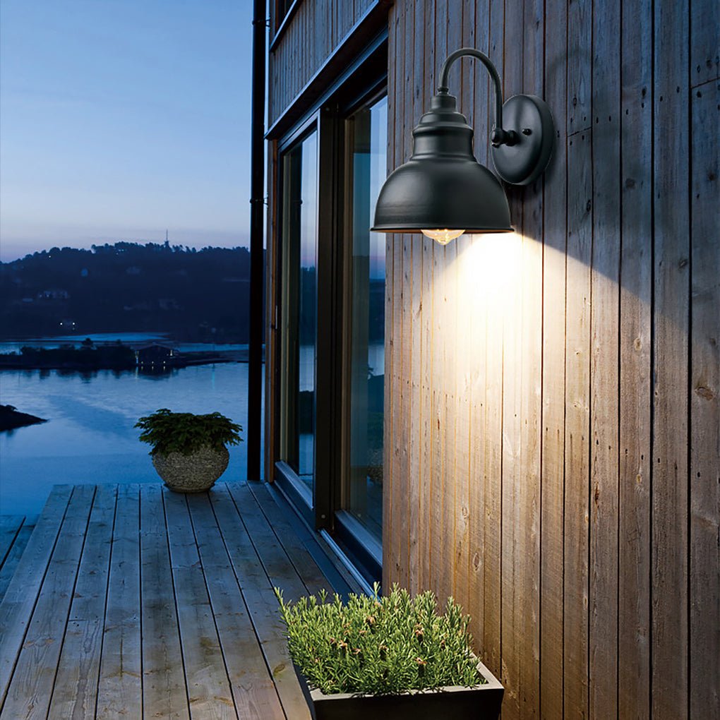 Modern Outdoor Wall Light with Light Sensor – Waterproof IP65