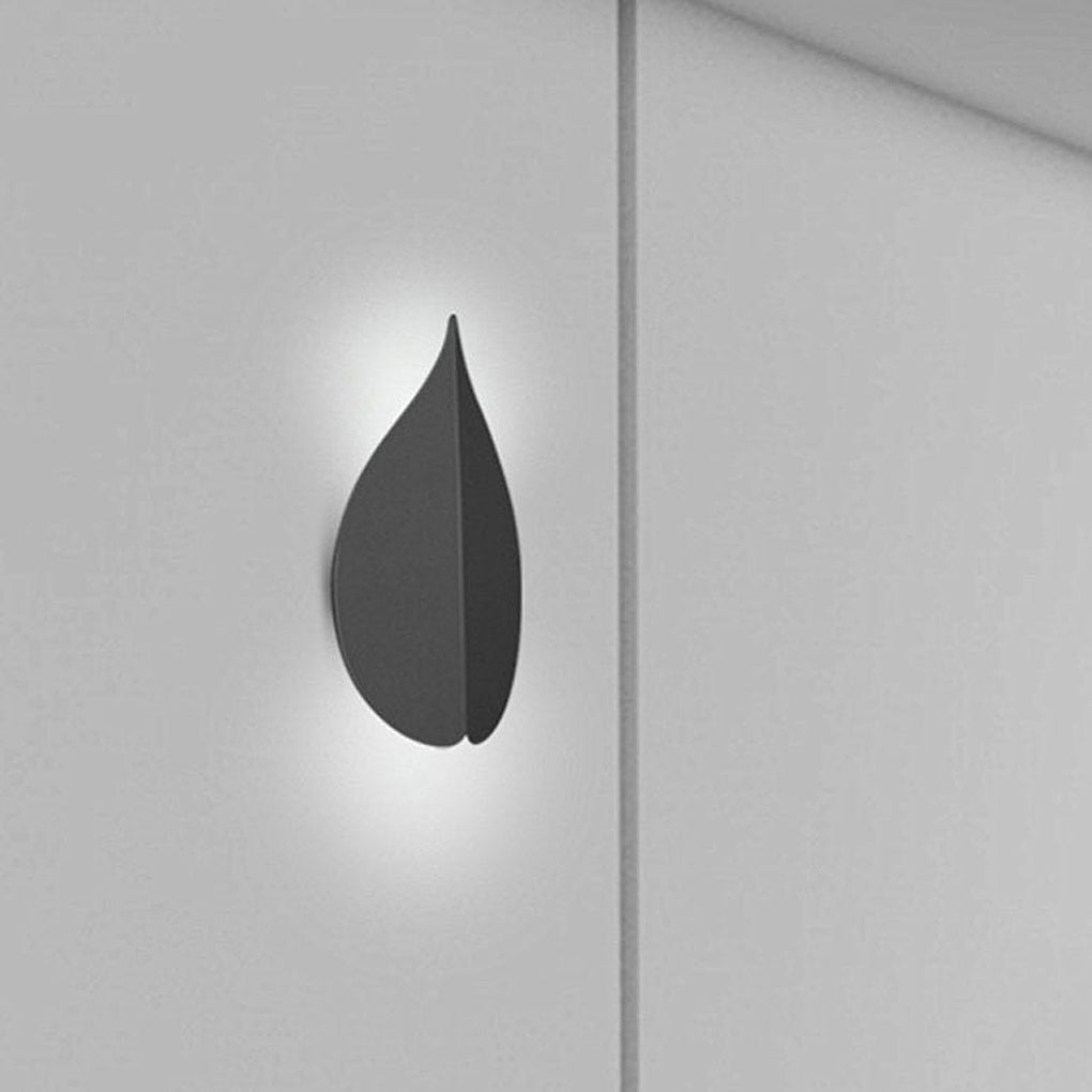 Modern Leaf Shaped Wall Sconce - Acrylic & Metal - Warm White LED