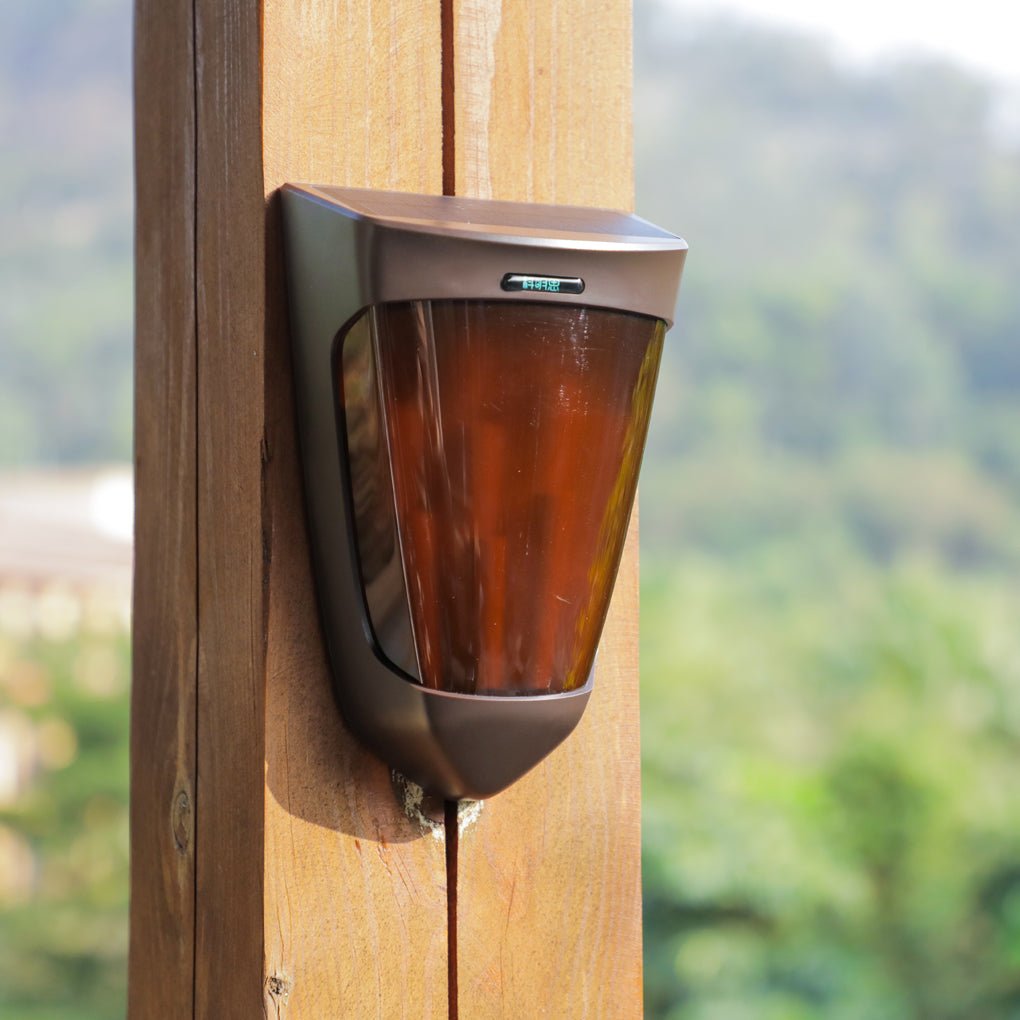 Solar LED Outdoor Wall Light with Flame Effect & Motion Sensor