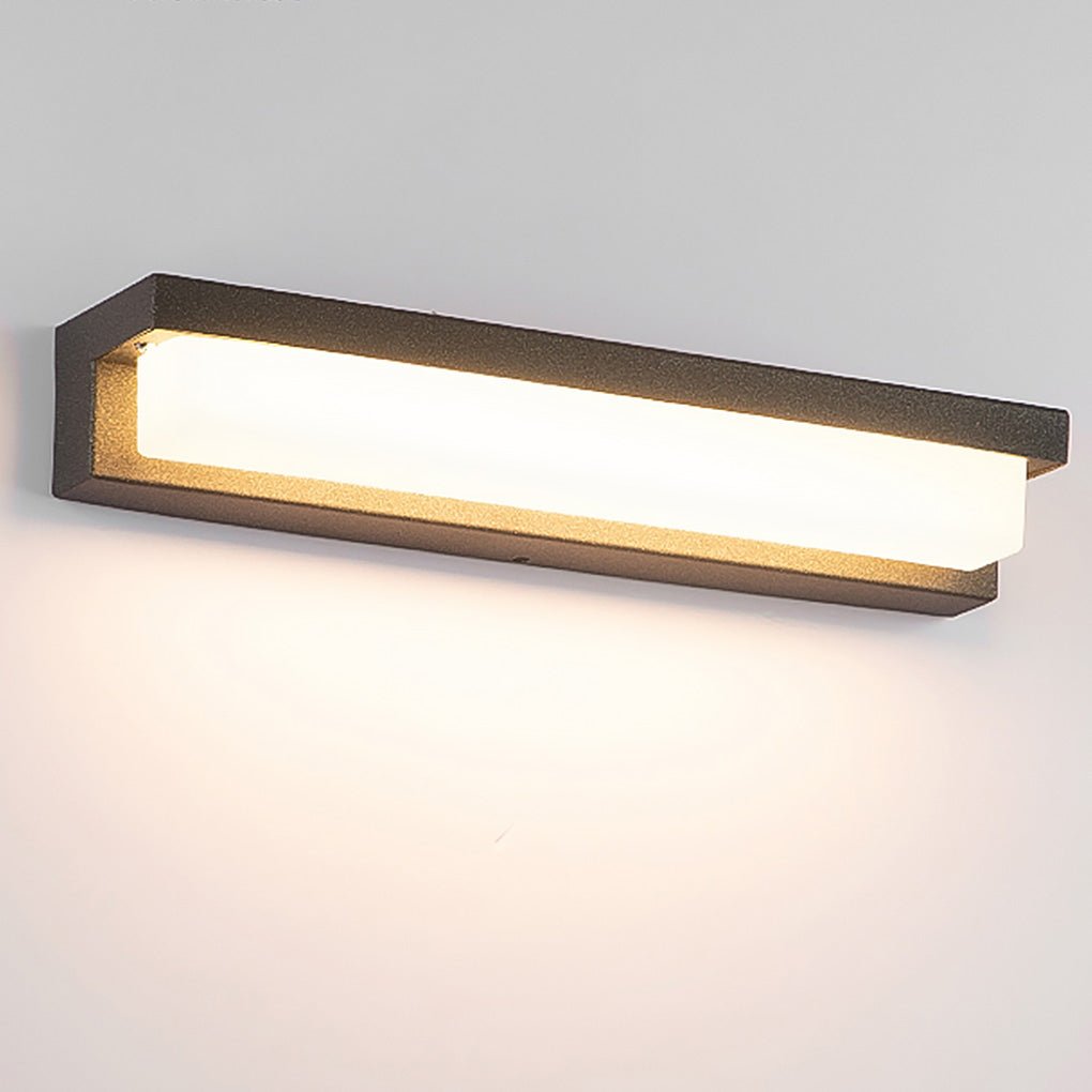 Modern Linear LED Outdoor Wall Light - Stainless Steel Waterproof