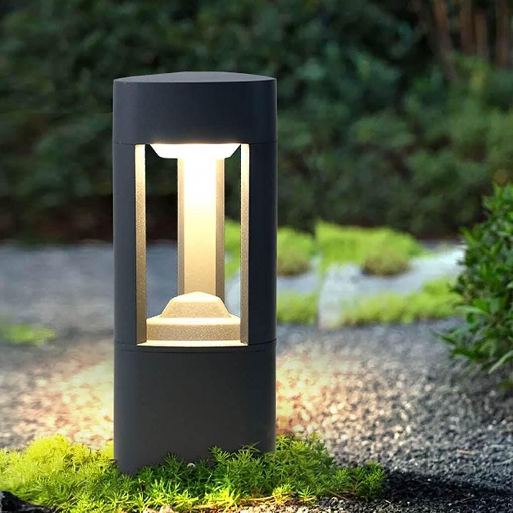 Solar LED Bollard Light with Heart Design for Garden Pathways
