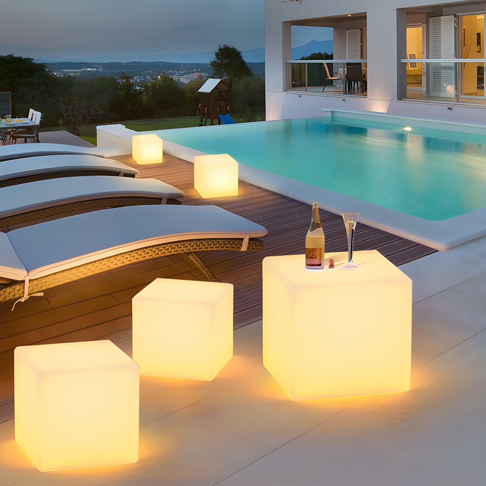 Solar LED Cube Outdoor Floor Light Modern Waterproof White