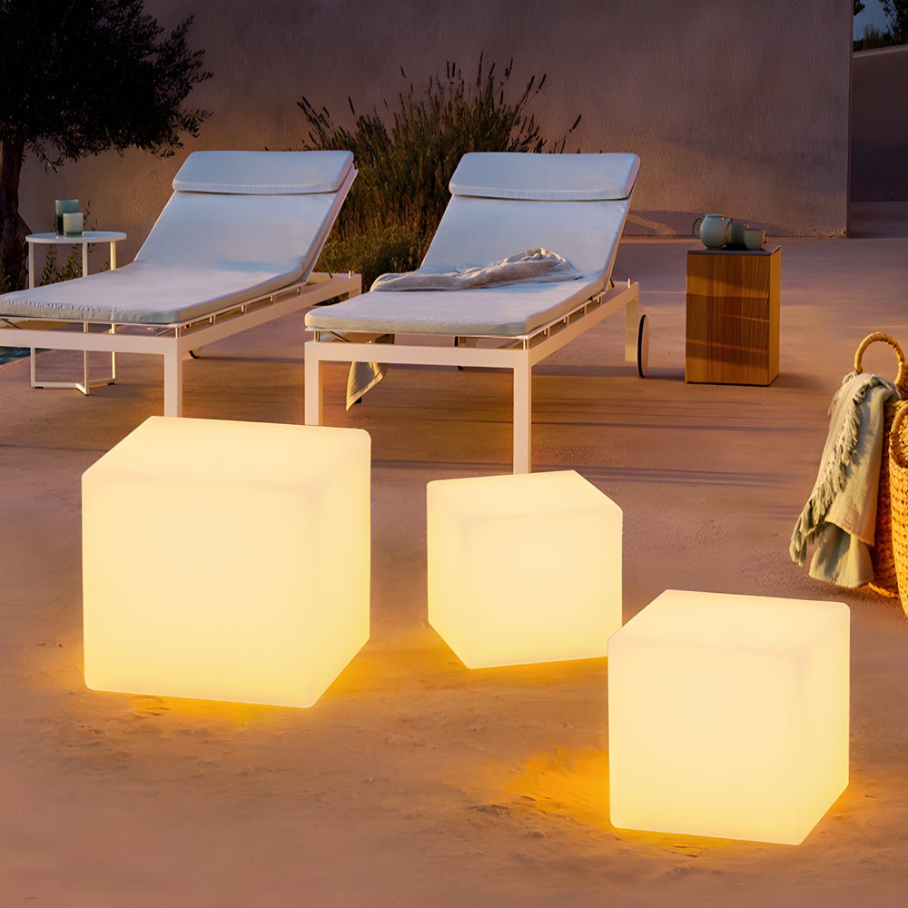 Solar LED Cube Outdoor Floor Light Modern Waterproof White