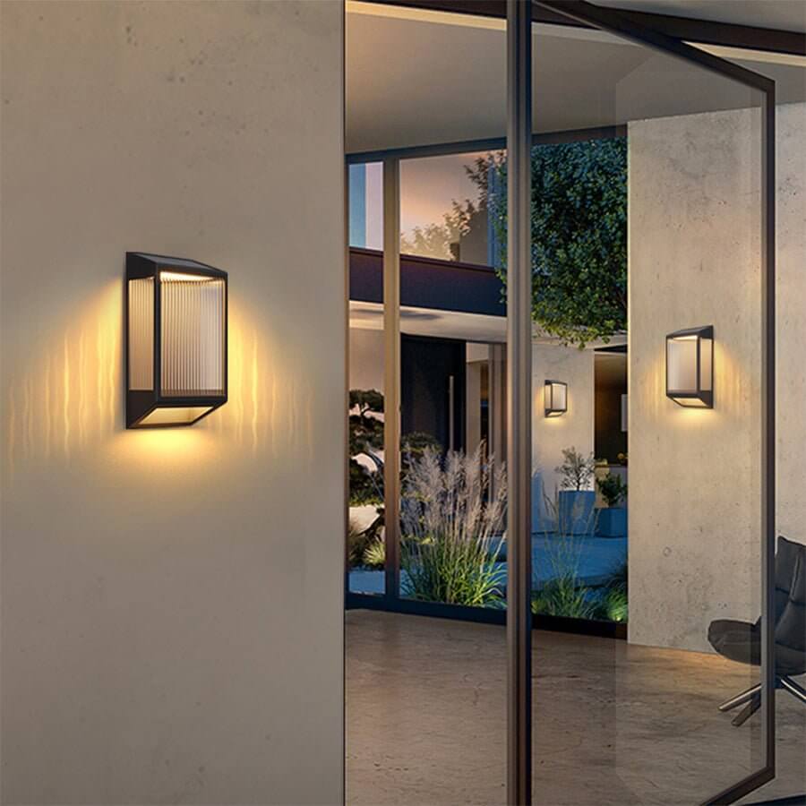 Modern Vertical Ripped Acrylic LED Outdoor Wall Lamp Waterproof