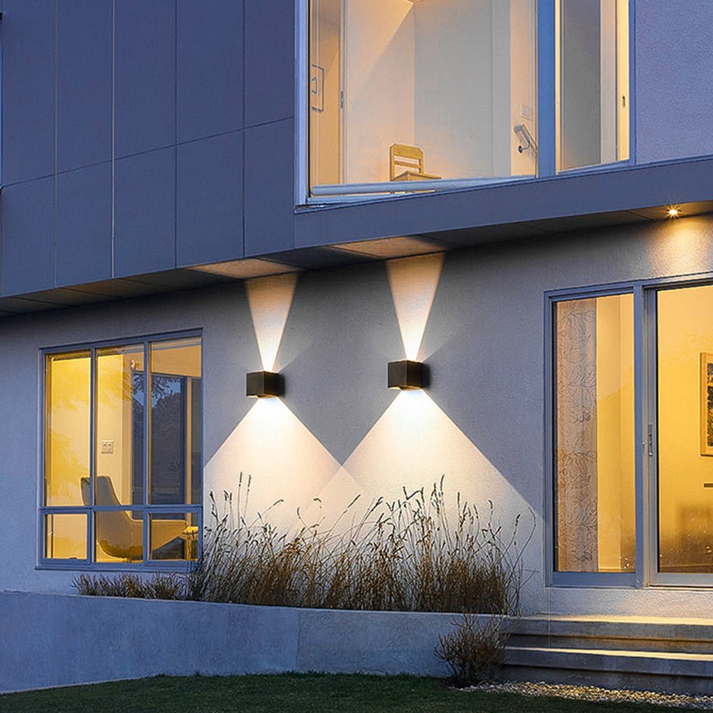 Adjustable Beam Angle Outdoor Wall Light – Up Down Lighting IP54