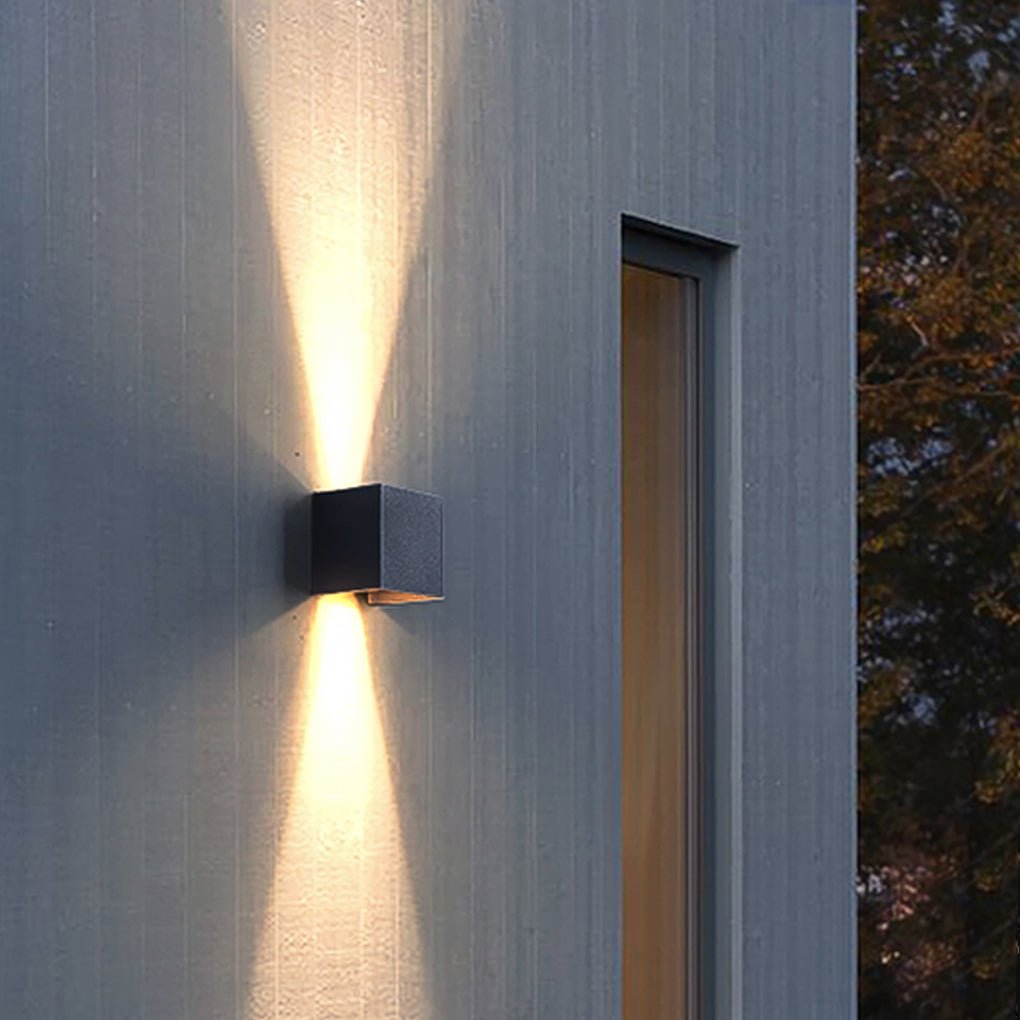 Adjustable Beam Angle Outdoor Wall Light – Up Down Lighting IP54