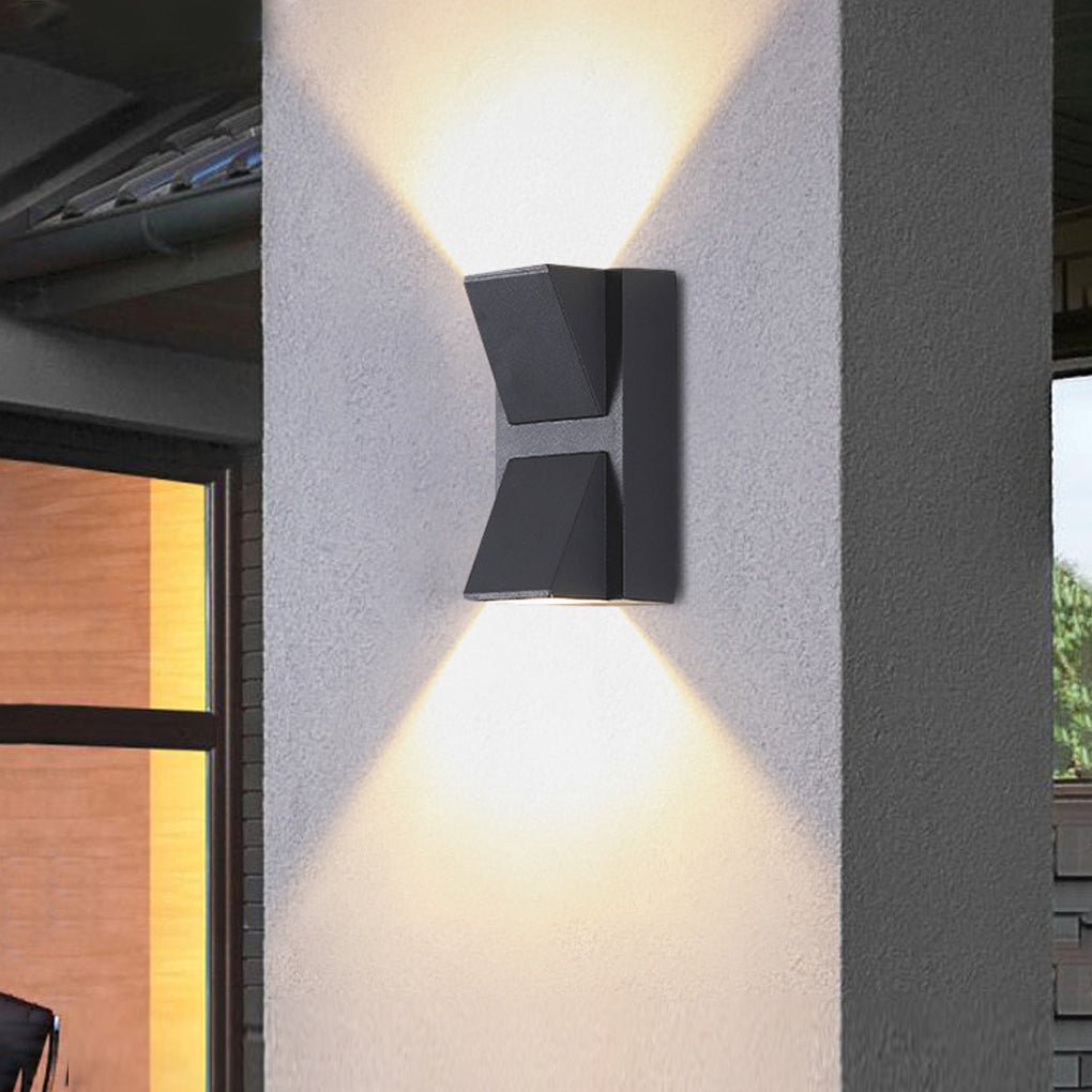 Modern K-Shape LED Outdoor Wall Light Waterproof Black Aluminum