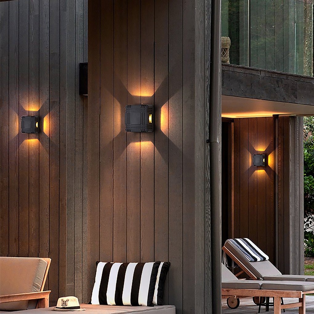 Modern Outdoor LED Wall Light – Waterproof Aluminum Finish