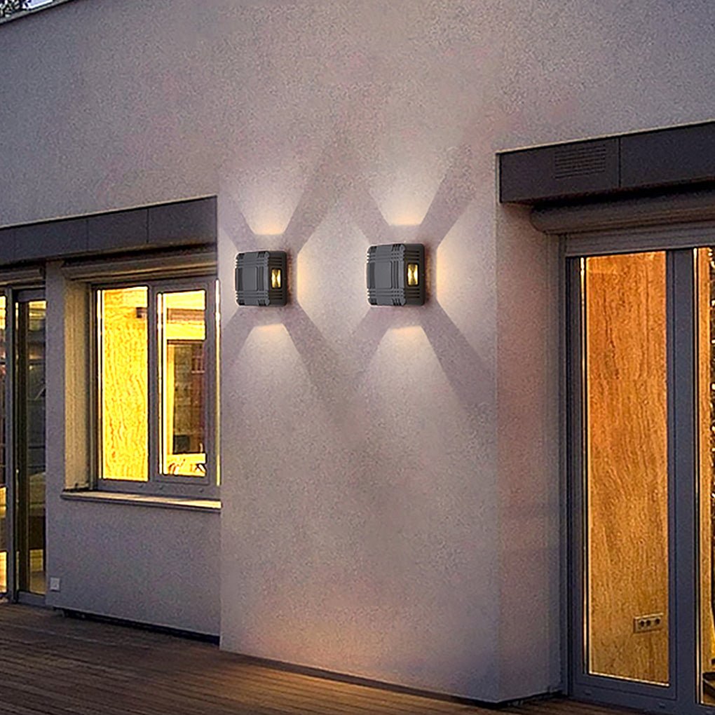 Modern Outdoor LED Wall Light – Waterproof Aluminum Finish