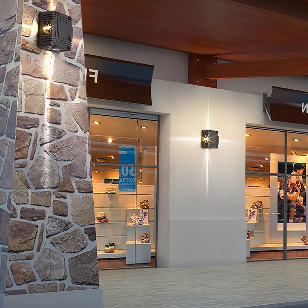 Modern Outdoor LED Wall Light – Waterproof Aluminum Finish