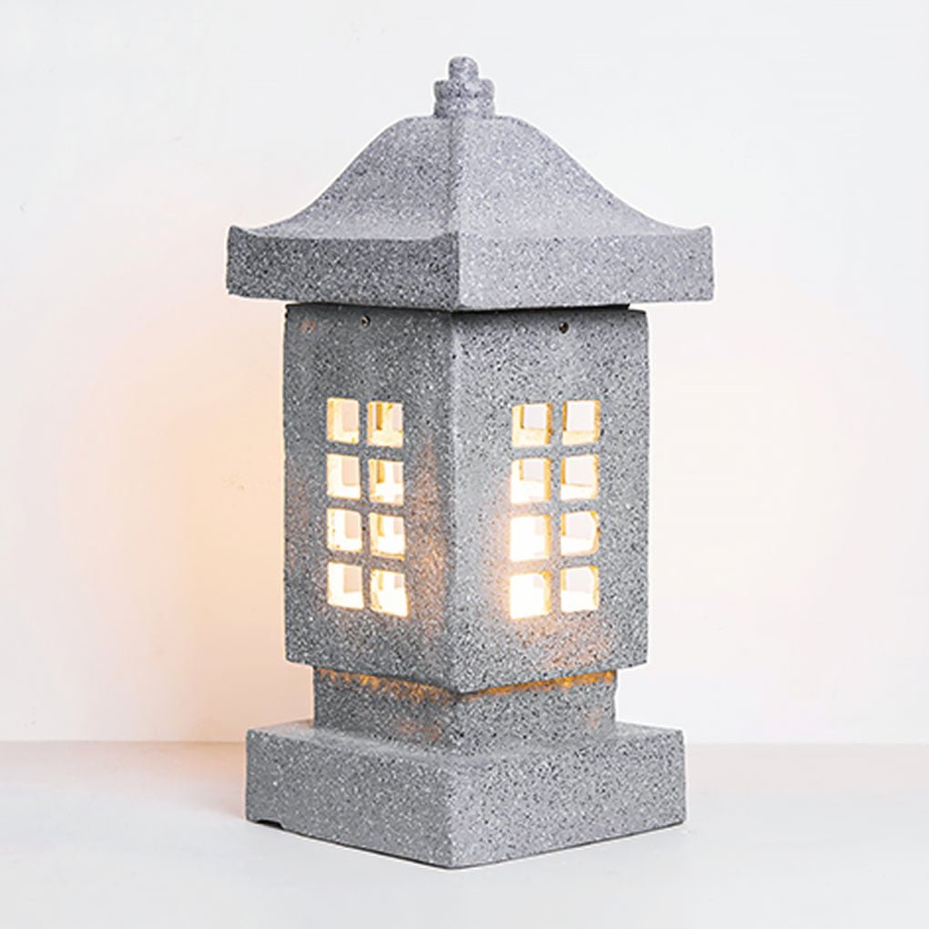 Stone-Look Resin LED Pillar Light for Outdoor Landscape Lighting